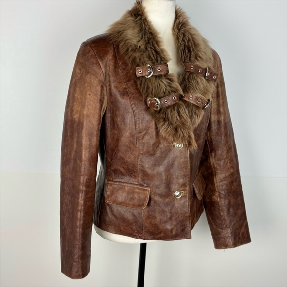 Vintage Toni Brown Shearling Leather Jacket Fur Collar Buckle Detail Quilt inner - Picture 3 of 9